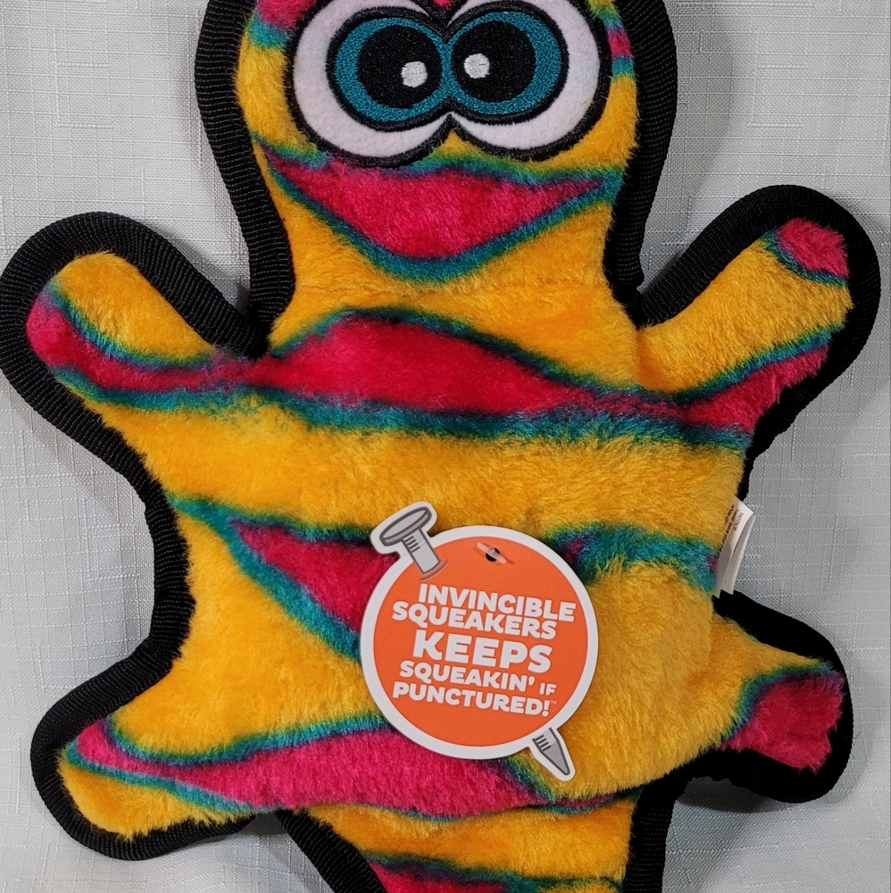 Outward hound - Dog toy. It squeaks.